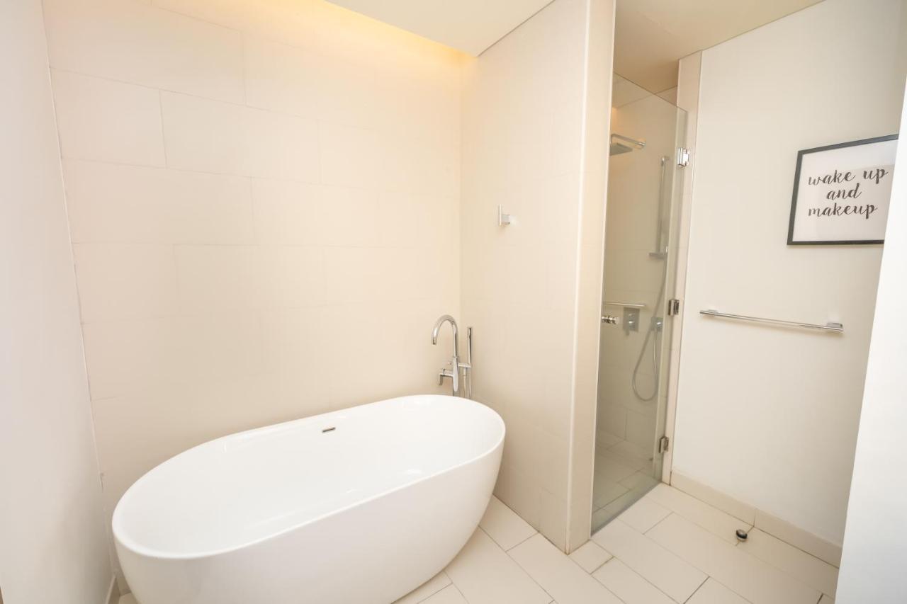 Fam Living City Walk - Opposite City Walk Mall - 2A Dubai Exterior photo