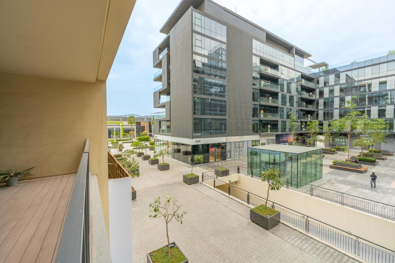 Fam Living City Walk - Opposite City Walk Mall - 2A Dubai Exterior photo