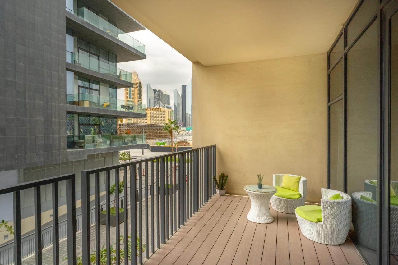 Fam Living City Walk - Opposite City Walk Mall - 2A Dubai Exterior photo