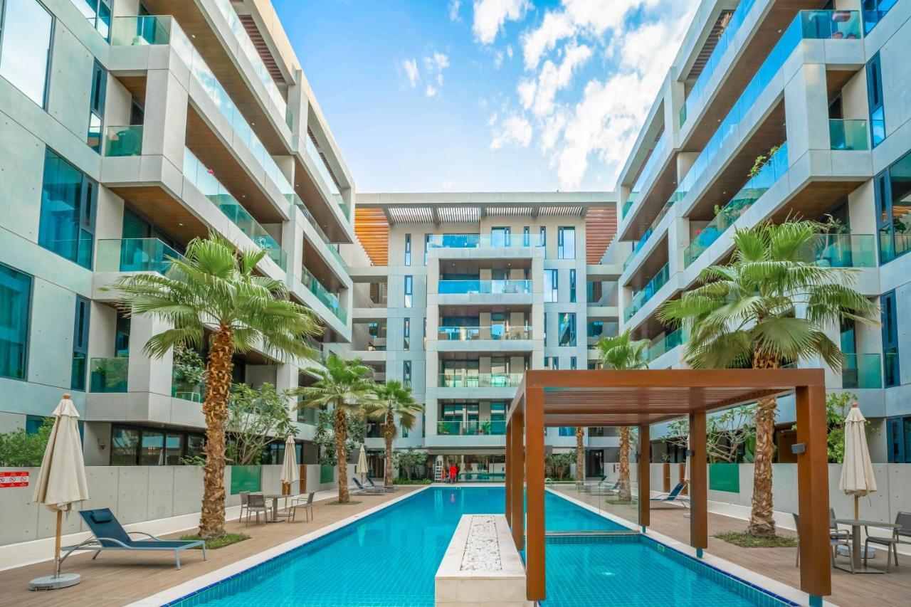 Fam Living City Walk - Opposite City Walk Mall - 2A Dubai Exterior photo