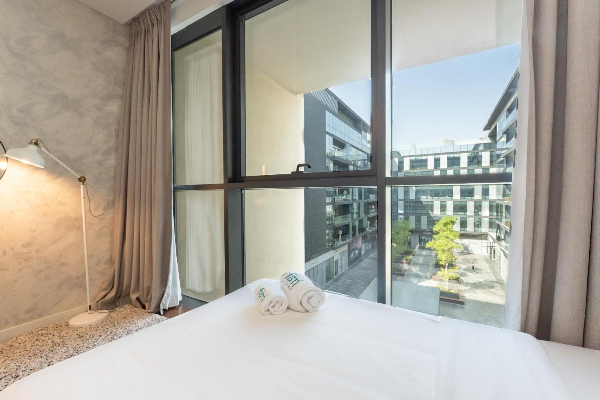 Fam Living City Walk - Opposite City Walk Mall - 2A Dubai Exterior photo